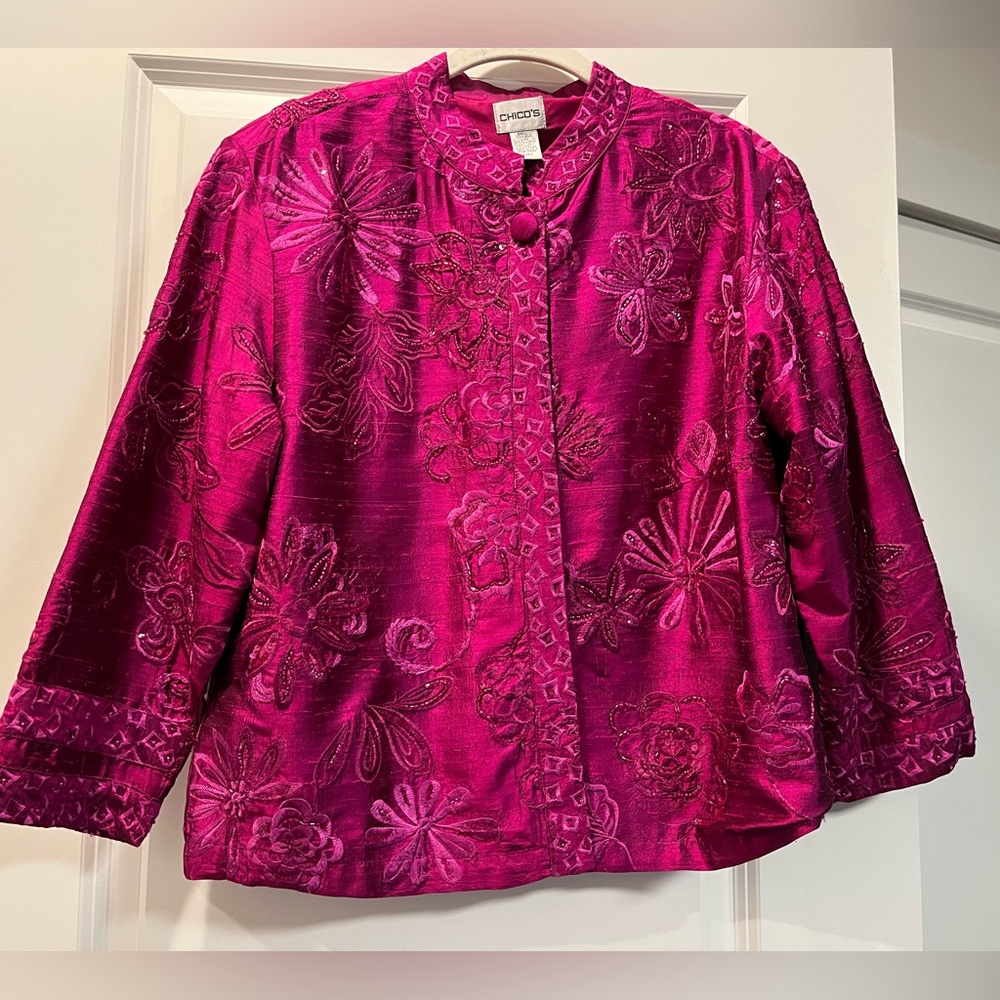 Chico’s pink 100% silk and beaded jacket Chicos size 2 Reg.(12 Regular)